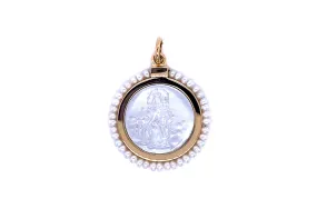 Medal 18kt Gold Mother Pearl Our Lady of Mount Carmel & Round Pearls Pendant